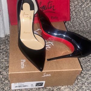 Brand new Christian Lou size 36 never worn